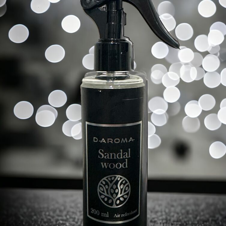 D-aroma Air-refreshner 200 ml Perfumy do Wnętrz Sandal Wood - Aromat Elegancji